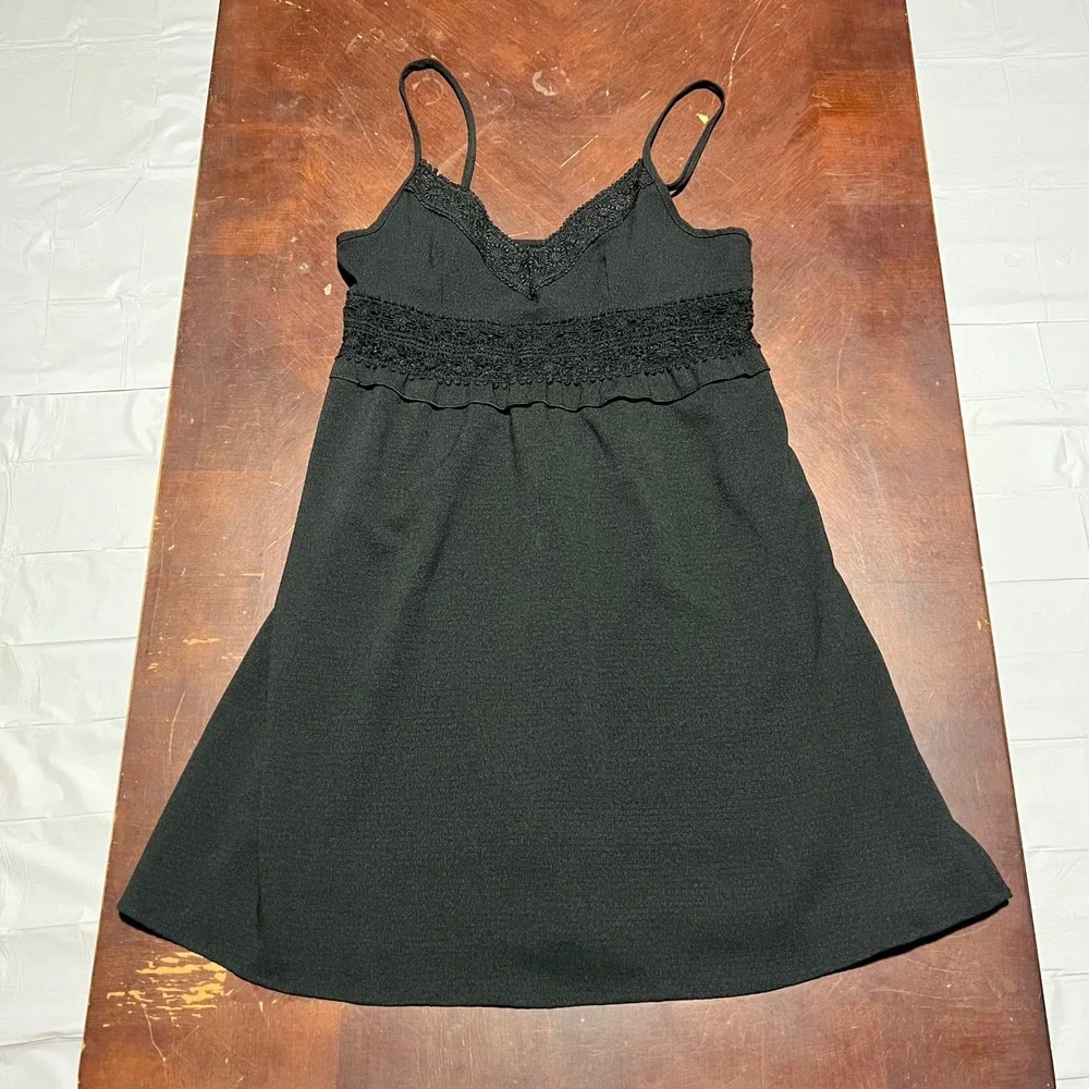 Black Crochet Lace Trim Empire Waist Mini Dress Sleeveless Adjustable Straps M